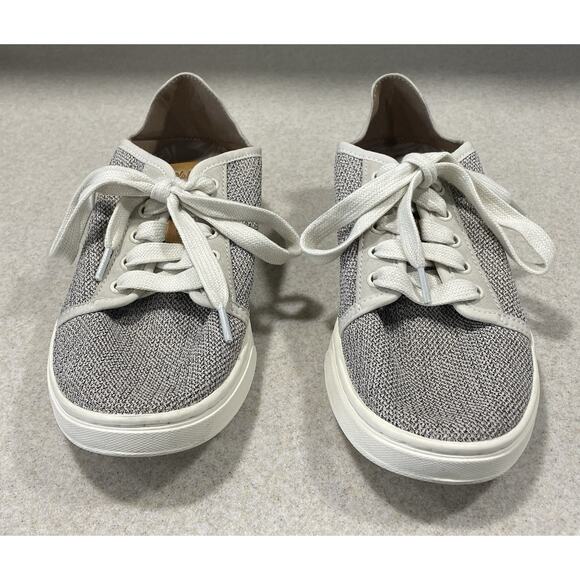 OluKai Women's Pehuea Li Shoe Size 7 Lace Up Sneaker Convertible Gray Tapa Mesh - Picture 2 of 11